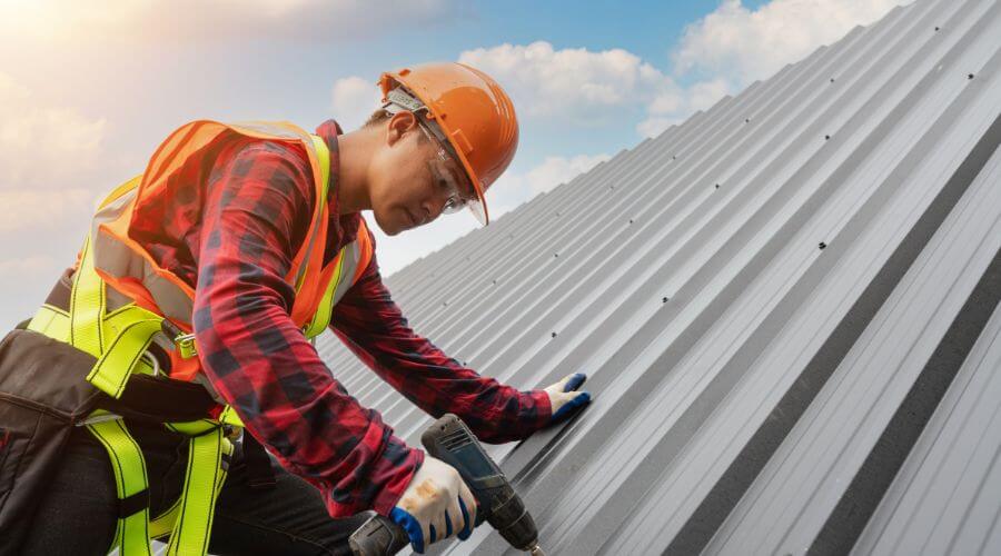 Professional Emergency Roof Repairs services in Stoy, IL